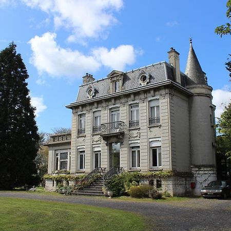 Au Chateau Des Thermes Saint-Amand-les-Eaux Exterior photo